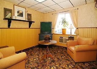 Econo Lodge & Suites Davenport Esterno foto